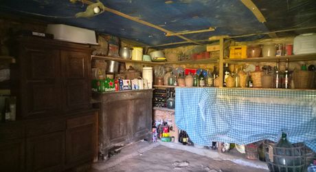 Maison en pierres d'environ 140m² habitables avec dépendances sur un terrain de 1612 m² 