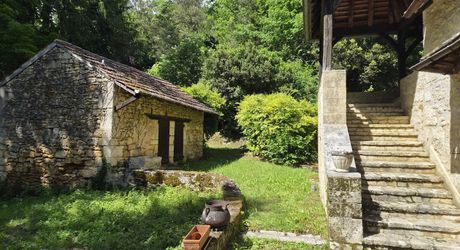 Les Eyzies - Maison en pierres au calme dans un parc arboré