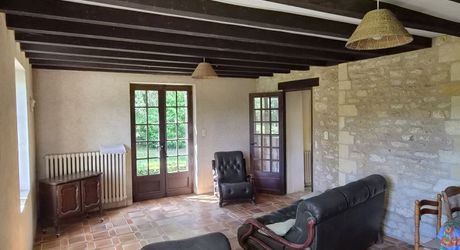 Les Eyzies - Maison en pierres au calme dans un parc arboré