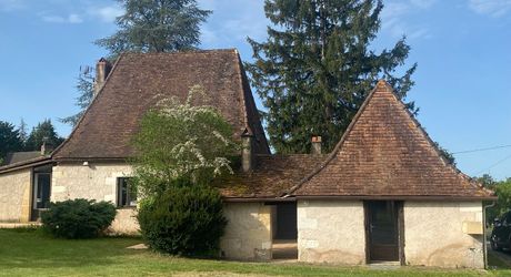  15 min Périgueux, charmante maison en pierres avec studio indépendant – Idéal résidence secondaire & projet de gîte