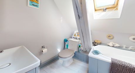 Belle propriété en pierres avec maison d'amis et piscine implantée sur 7300m² de parc