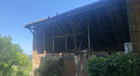 Corps de ferme à rénover à 25 minutes de Brive
