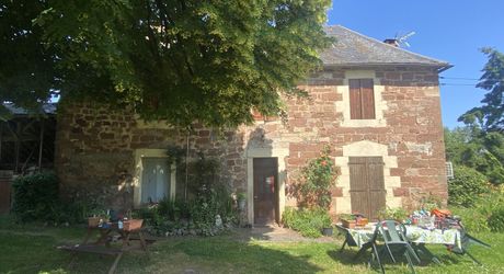Corps de ferme à rénover à 25 minutes de Brive