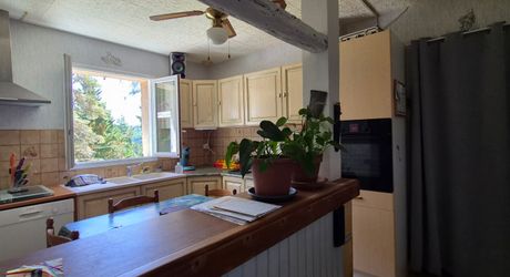 Vallée Vézère, maison de plain-pied de 110m² environ