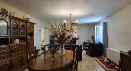 Vallée Vézère, maison de plain-pied de 110m² environ
