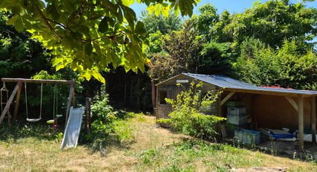 Vallée de la Dordogne, maison de hameau XVIIIème de 186m² avec 3 chambres et piscine