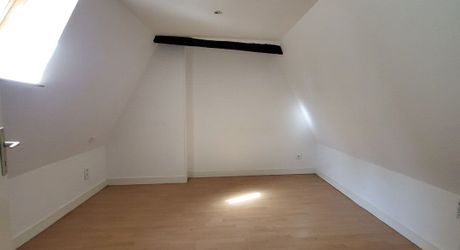 Saint-Cyprien, immeuble de rapport avec deux appartements libres