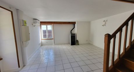 Saint-Cyprien, immeuble de rapport avec deux appartements libres