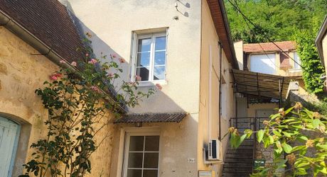 Saint-Cyprien, immeuble de rapport avec deux appartements libres