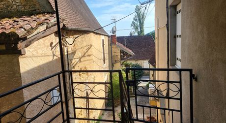Saint-Cyprien, immeuble de rapport avec deux appartements libres