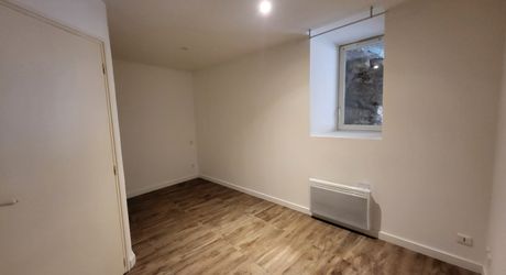 Saint-Cyprien, immeuble de rapport avec deux appartements libres