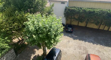 Bordeaux Caudéran, appartement traversant de 95m², parking et cave.