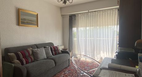 Bordeaux Caudéran, appartement traversant de 95m², parking et cave.