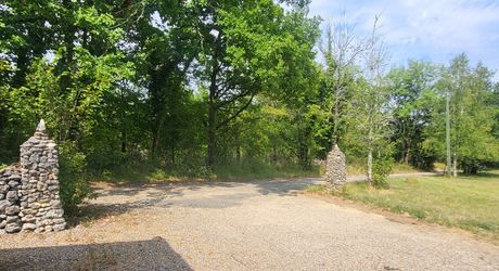 Les Eyzies - Jolie maison de plain-pied avec 3 chambres, garage et jardin de 3400m².