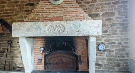 Maison de campagne et 1000m² de dépendances et 7,7 hectares de terrain