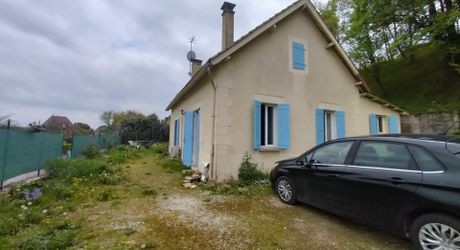 EXCLUSIVITE LABEL PIERRES Maison fonctionelle, quasi plain-pied avec 3 chambres, garage et jardin, à 5 minutes des commodités.