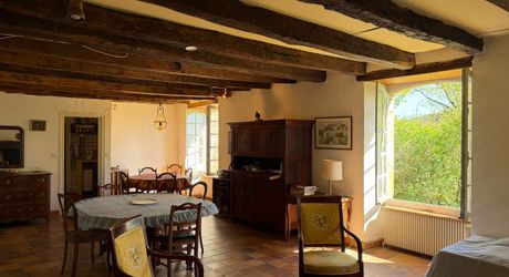 Propriété de charme  en pierre du Périgord avec vue