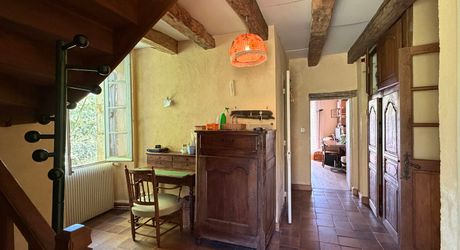 Propriété de charme  en pierre du Périgord avec vue