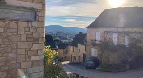 Maison de village ancienne avec jardinet