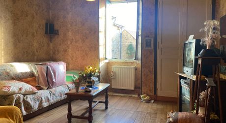 Maison de village ancienne avec jardinet