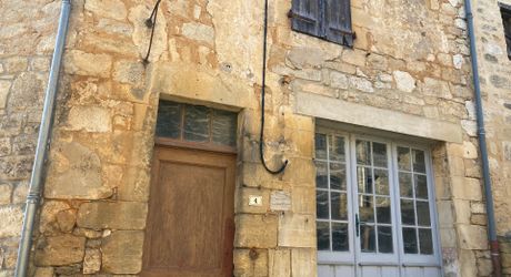 Maison de village ancienne avec jardinet