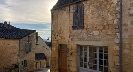 Maison de village ancienne avec jardinet