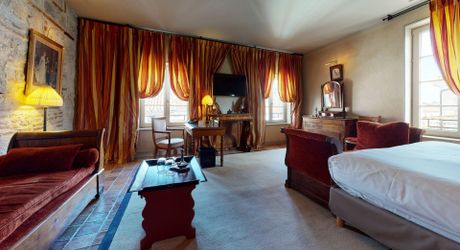 Propriété d'exception au coeur d'une Bastide