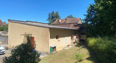 Ensemble maison, grange et garage, idéal pour artisans 