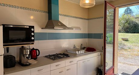 Ensemble maison, grange et garage, idéal pour artisans 