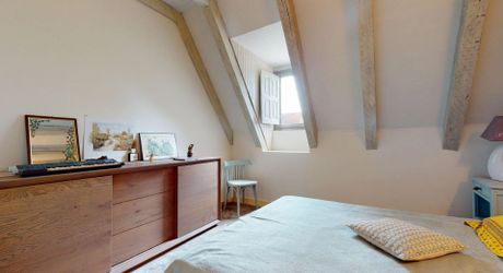 Belle propriété en pierre, sur les hauteurs de la vallée de la Dordogne–Périgord noir