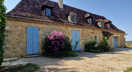 Longère entre Périgueux et Les Eyzies