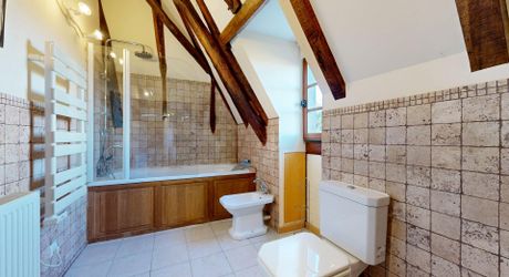 Propriété avec piscine,et parc de plus d'un hectare.