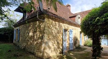 Longère entre Périgueux et Les Eyzies