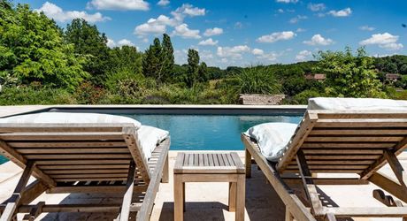 Élégante longère avec piscine