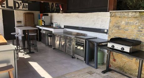 Élégante longère avec piscine