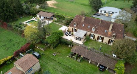 Élégante longère avec piscine