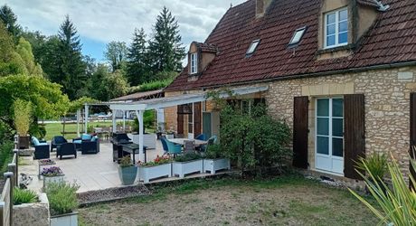 Élégante longère avec piscine