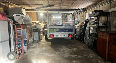 Maison de quasi plain pied à vendre proche des commerces.