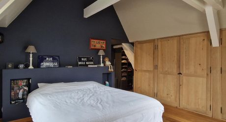 Maison Perigordine renovée dans village avec jardin et piscine