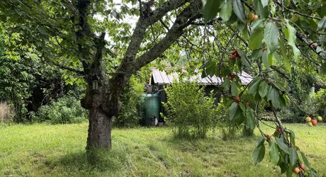 Maison contemporaine de plain-pied avec jardin et proche des commerces