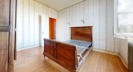 Maison Ancienne à vendre à ST CYPRIEN, 95m² habitables, terrain 1.164m², 2 chambres et garage