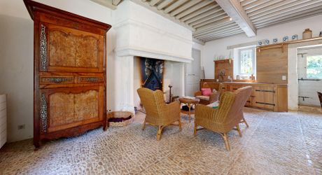 Domaine d'Exception en Périgord Noir : Maison de Maître (197 m²) et Maison d'Amis sur 4 Hectares, à 15 km de Sarlat
