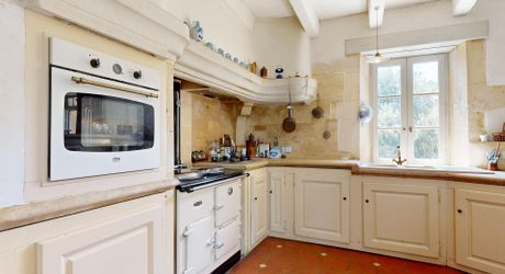 Domaine d'Exception en Périgord Noir : Maison de Maître (197 m²) et Maison d'Amis sur 4 Hectares, à 15 km de Sarlat
