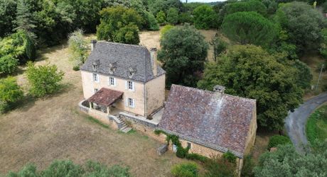 Domaine d'Exception en Périgord Noir : Maison de Maître (197 m²) et Maison d'Amis sur 4 Hectares, à 15 km de Sarlat