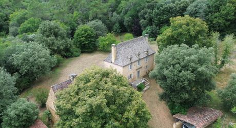 Domaine d'Exception en Périgord Noir : Maison de Maître (197 m²) et Maison d'Amis sur 4 Hectares, à 15 km de Sarlat