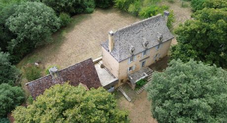 Domaine d'Exception en Périgord Noir : Maison de Maître (197 m²) et Maison d'Amis sur 4 Hectares, à 15 km de Sarlat