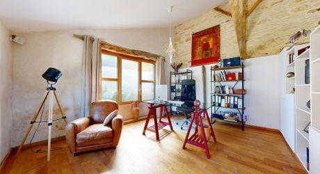 Bel ensemble périgourdin comprenant maison d'habitation et gîte datant du 17ème siècle