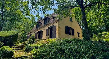 Charmante maison au cœur du Périgord Noir, à deux pas du centre du Bugue