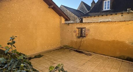 EXCLUSIVITE LABEL PIERRES. Charme de la pierre et douceur du Perigord