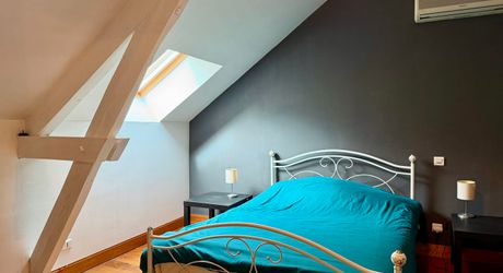 Maison isolée sur six hectares, parfaite pour une totale autonomie !